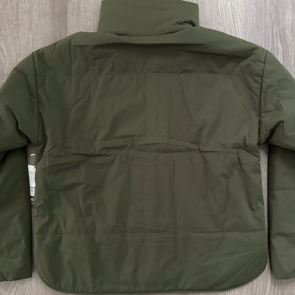 VUORI CANYON INSULATED JACKET•OLIVE•SIZE SMALL - Picture 15 of 15